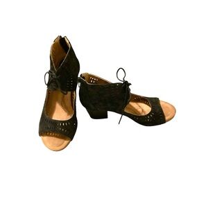 Sofft Womens Sandal Sz 8.5 M Modesto Laser Cut Black Leather LaceUp Block Heel